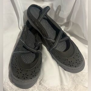 MUK LUKS ERIN Mary Jane Casual Sport Black/Grey Strappy Sling Back Shoes 10